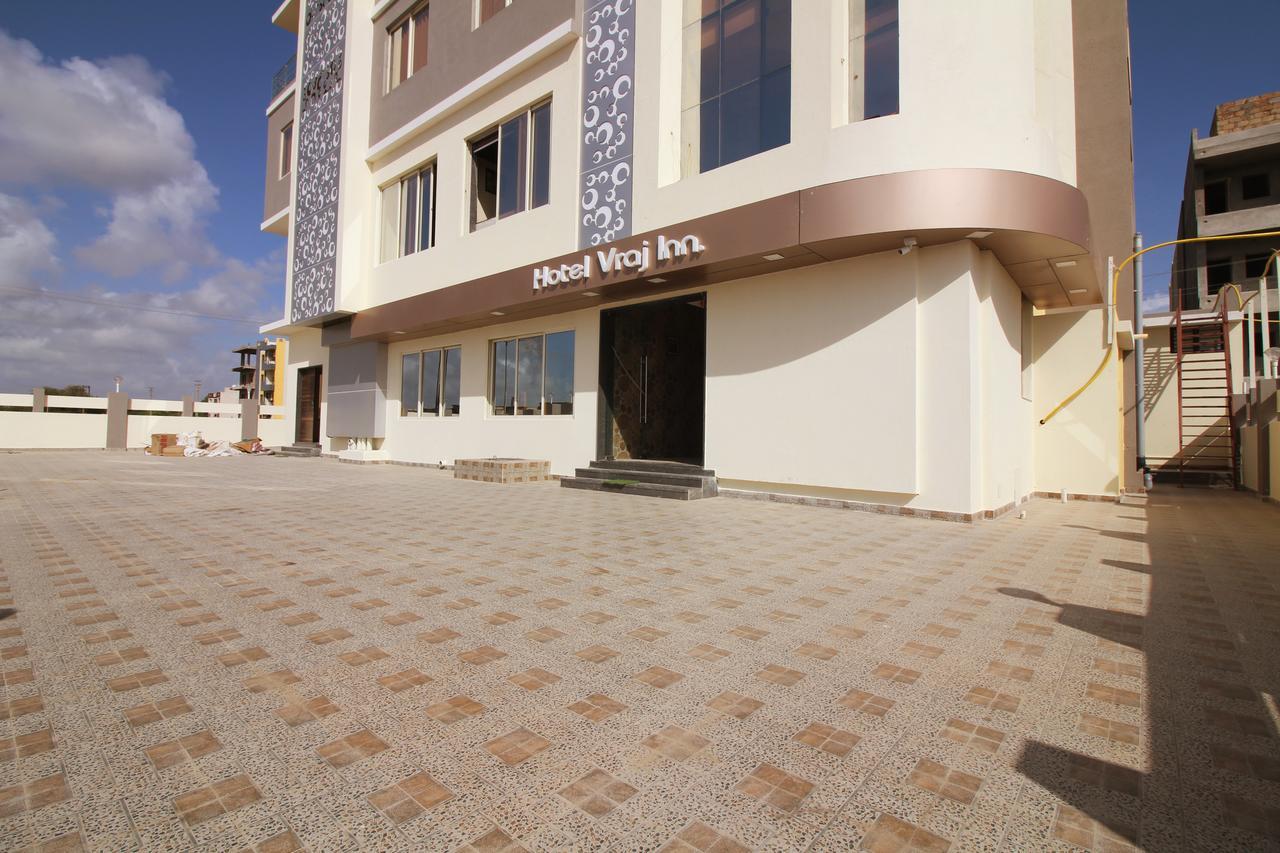 Hotel Vraj Inn Dwārka Exterior foto